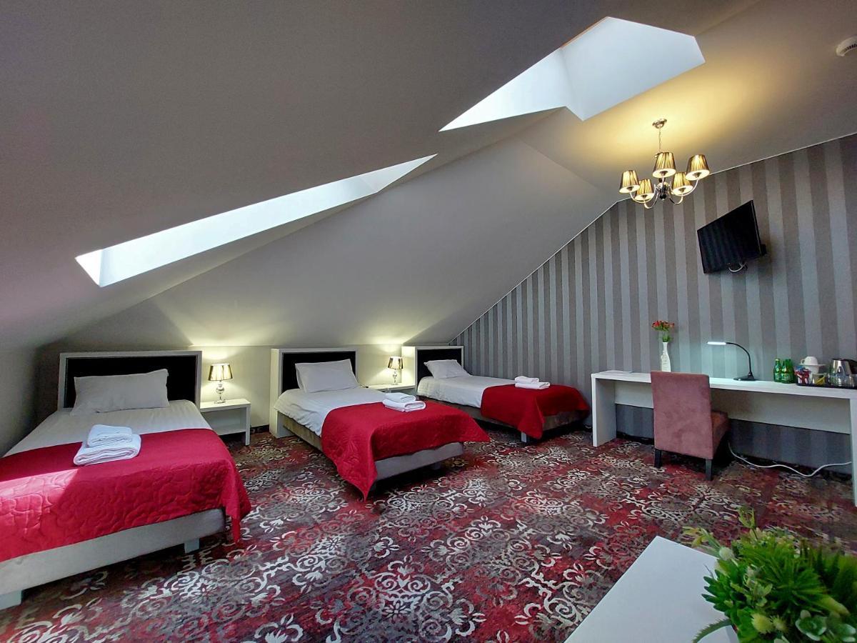 Hotel Lord Radom Esterno foto