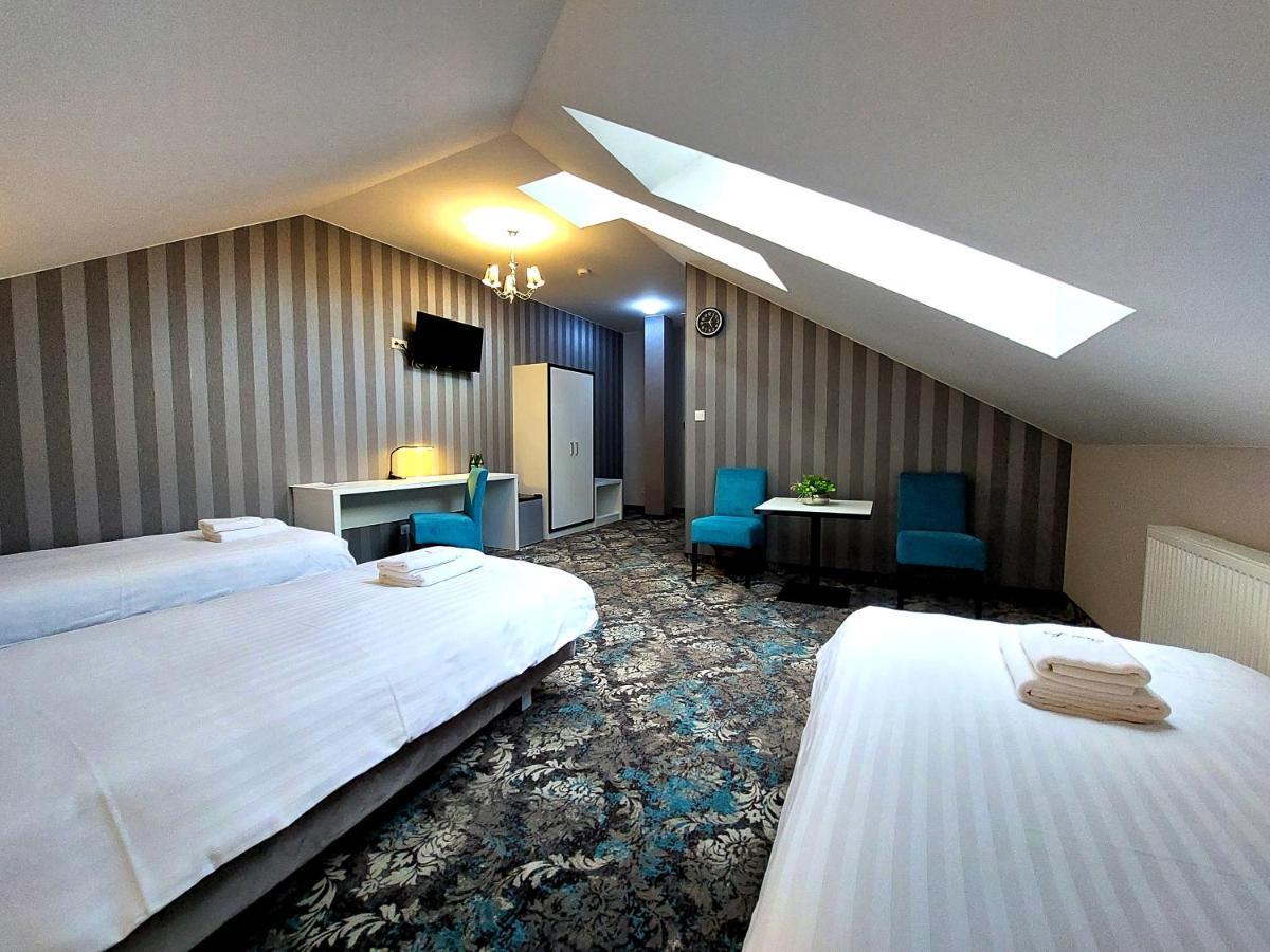 Hotel Lord Radom Esterno foto