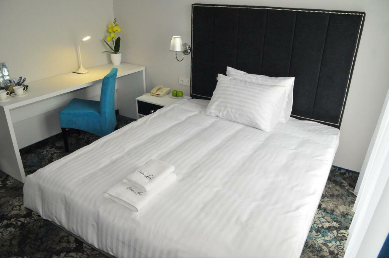 Hotel Lord Radom Esterno foto